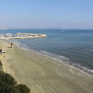Stadem , Lárnaka Ciprus
